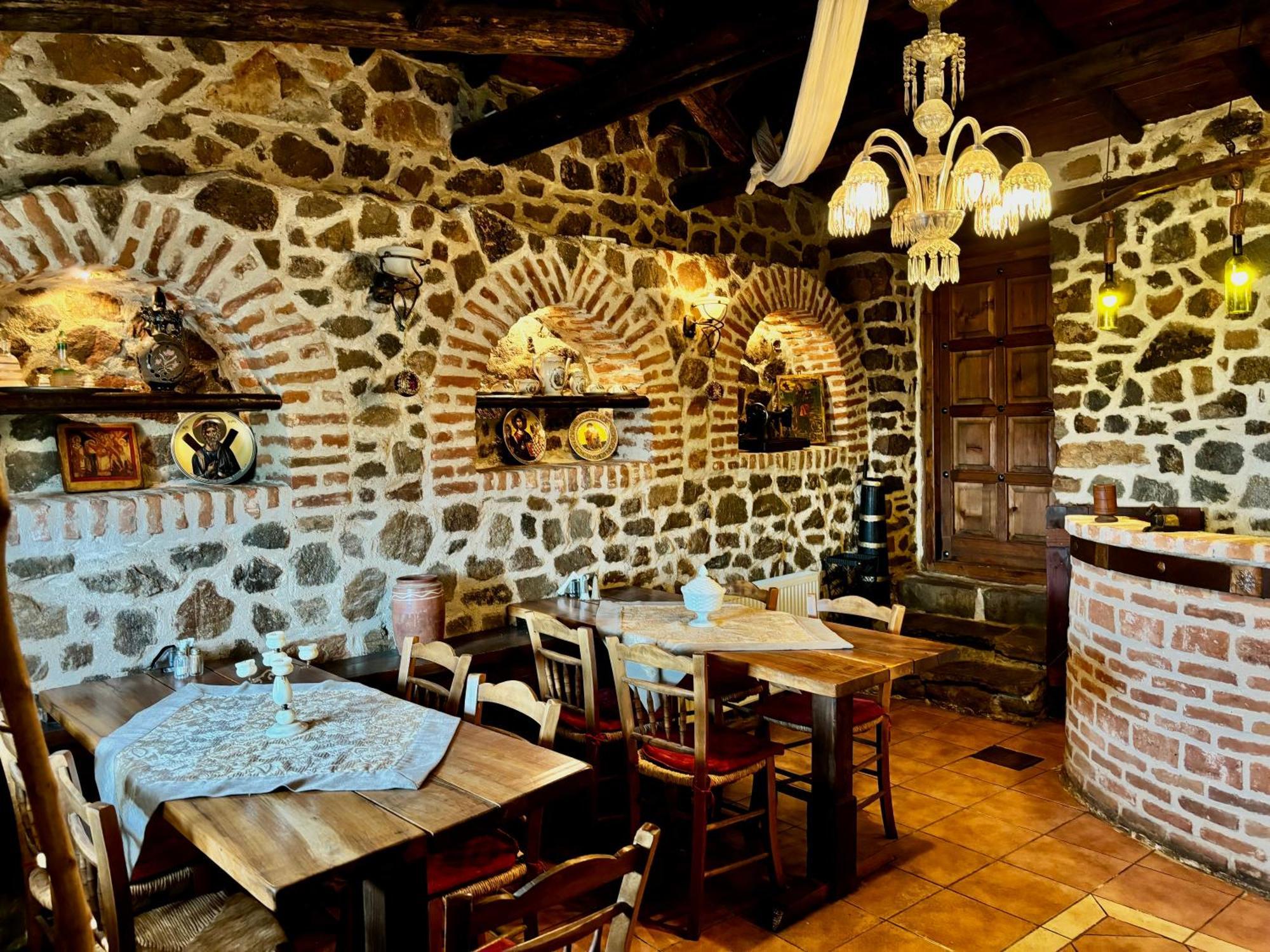 Iaspis Guesthouse Sidhirokhórion Buitenkant foto