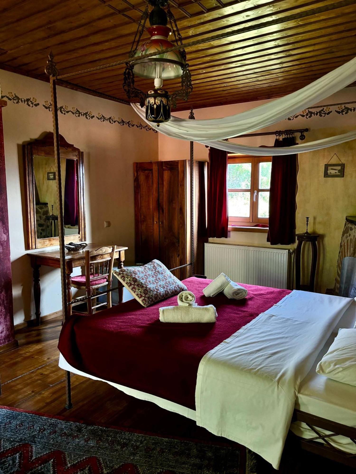 Iaspis Guesthouse Sidhirokhórion Buitenkant foto