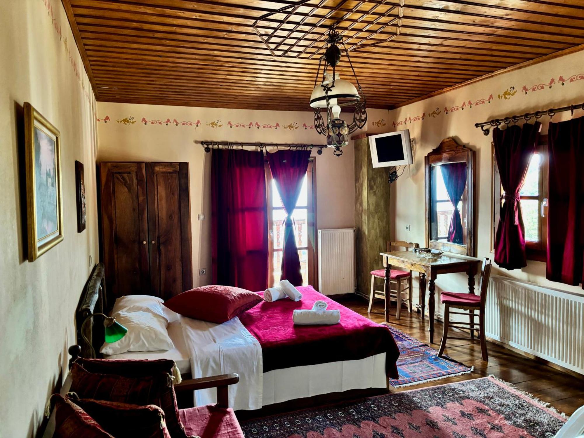 Iaspis Guesthouse Sidhirokhórion Buitenkant foto