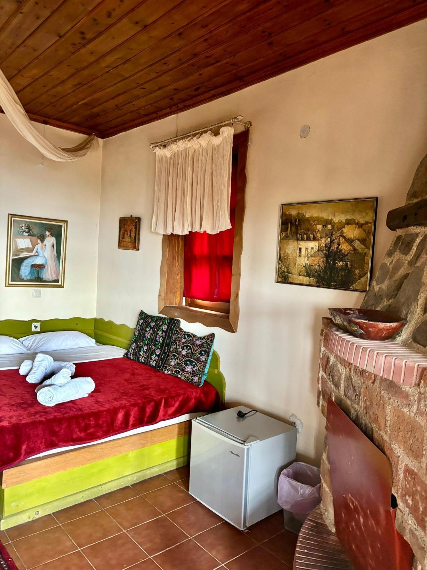 Iaspis Guesthouse Sidhirokhórion Buitenkant foto